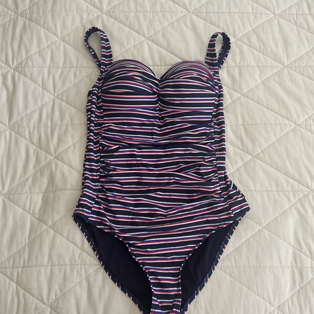 Nip Tuck Sailor Stripe Joanne Twist Front One Piece Swimsuit size 6